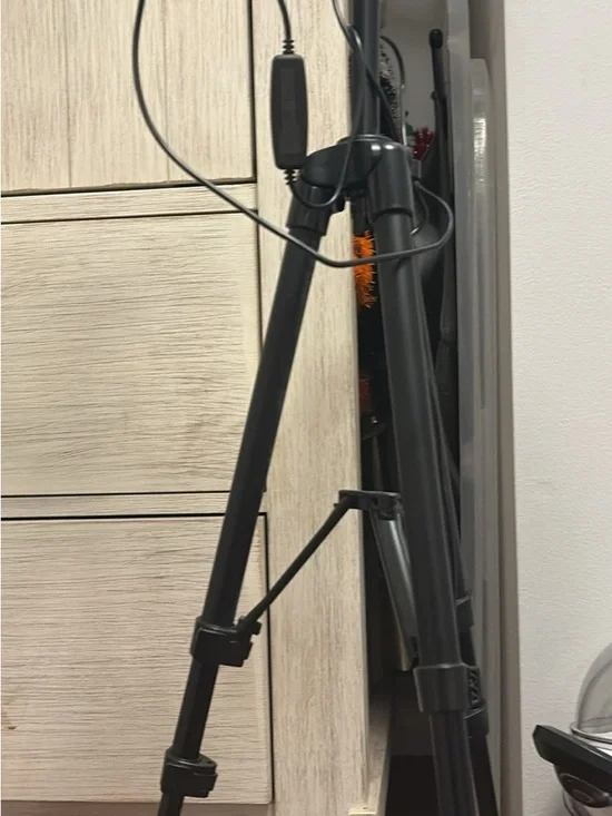 Adjustable ring light - Picture 1 of 2